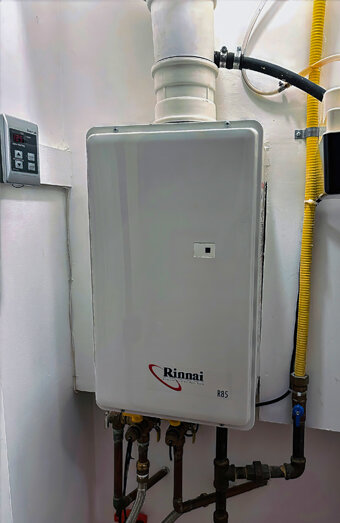 https://brentwoodhotwater.com.au/uploads/2025/06/hot-water-87450.jpg