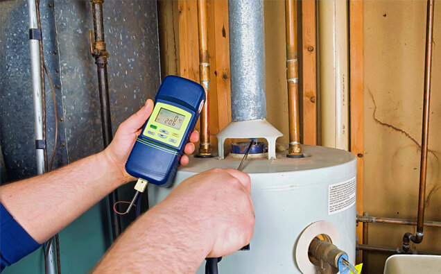 https://brentwoodhotwater.com.au/uploads/2025/06/hot-water-servicing-37677.jpg