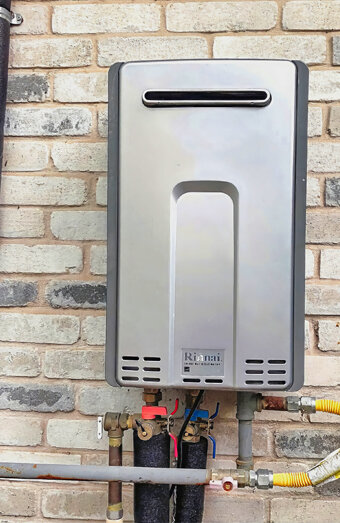 https://brentwoodhotwater.com.au/uploads/2025/06/instant-hot-water-systems-48570.jpg