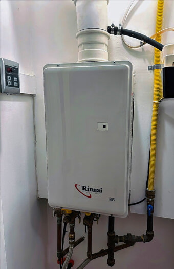 https://brentwoodhotwater.com.au/uploads/2025/06/thermostatic-water-systems-17709.jpg